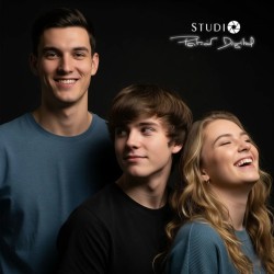 Séance photo famille en studio – 5 photos