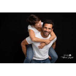 SÉANCE STUDIO  COUPLE – 5 PHOTOS