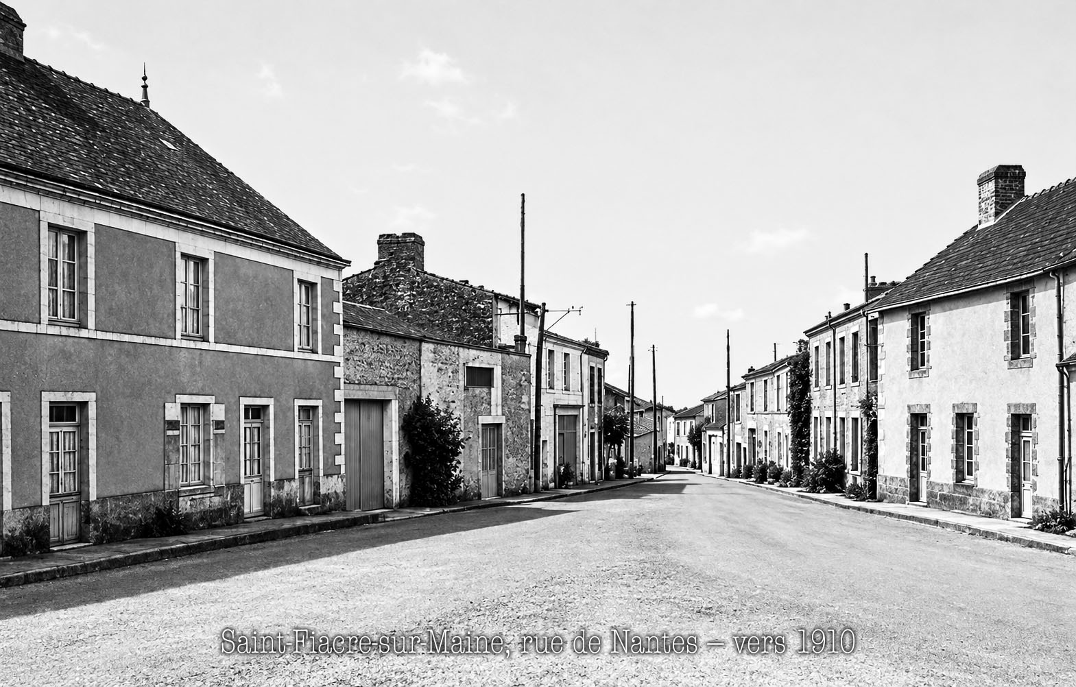 Photographie historique de Saint-Fiacre-sur-Maine — Studio Lebozam